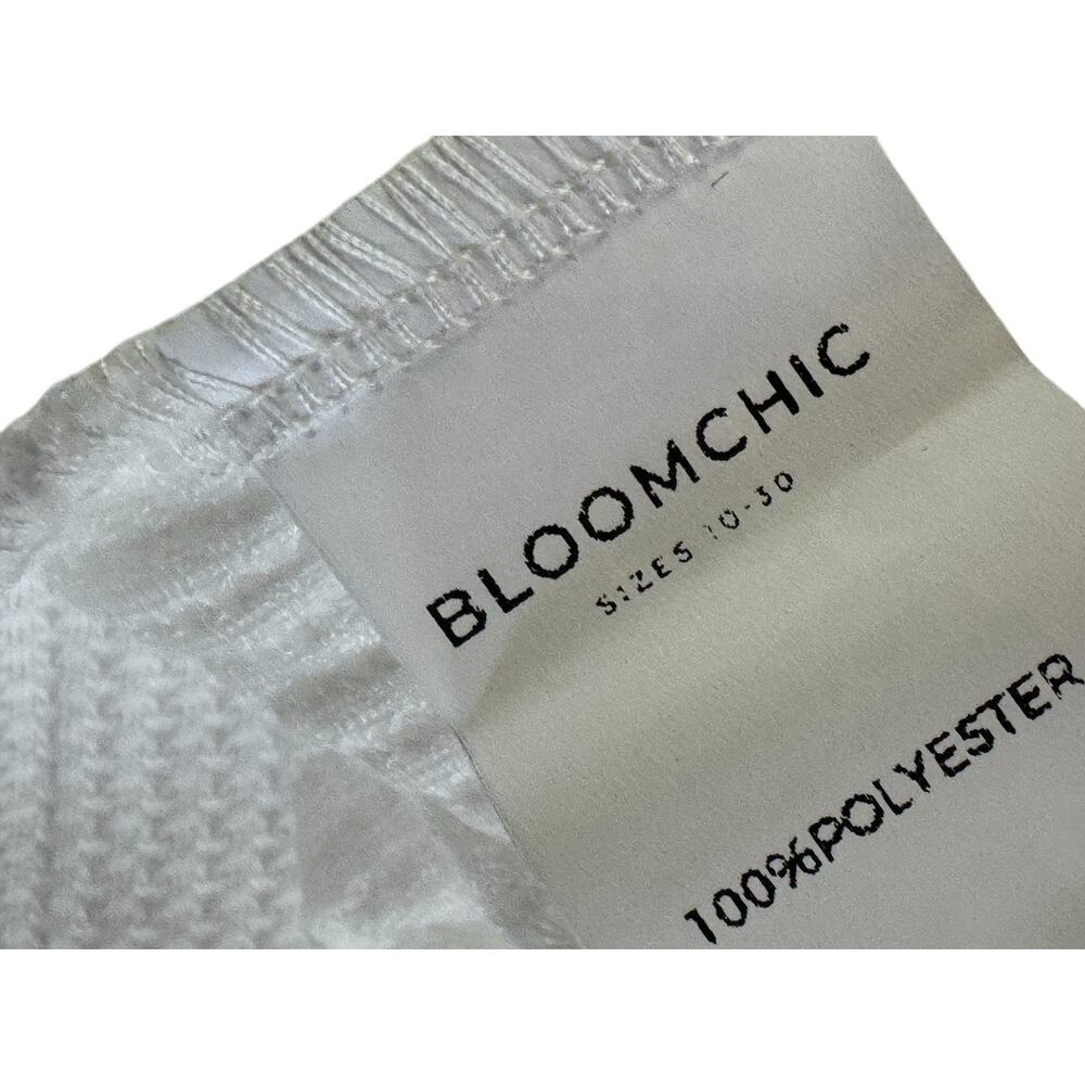 NWT BloomChic Shirt Size 14 16 White Thermal Waffle Top Crochet Trim #4165 - Picture 14 of 14
